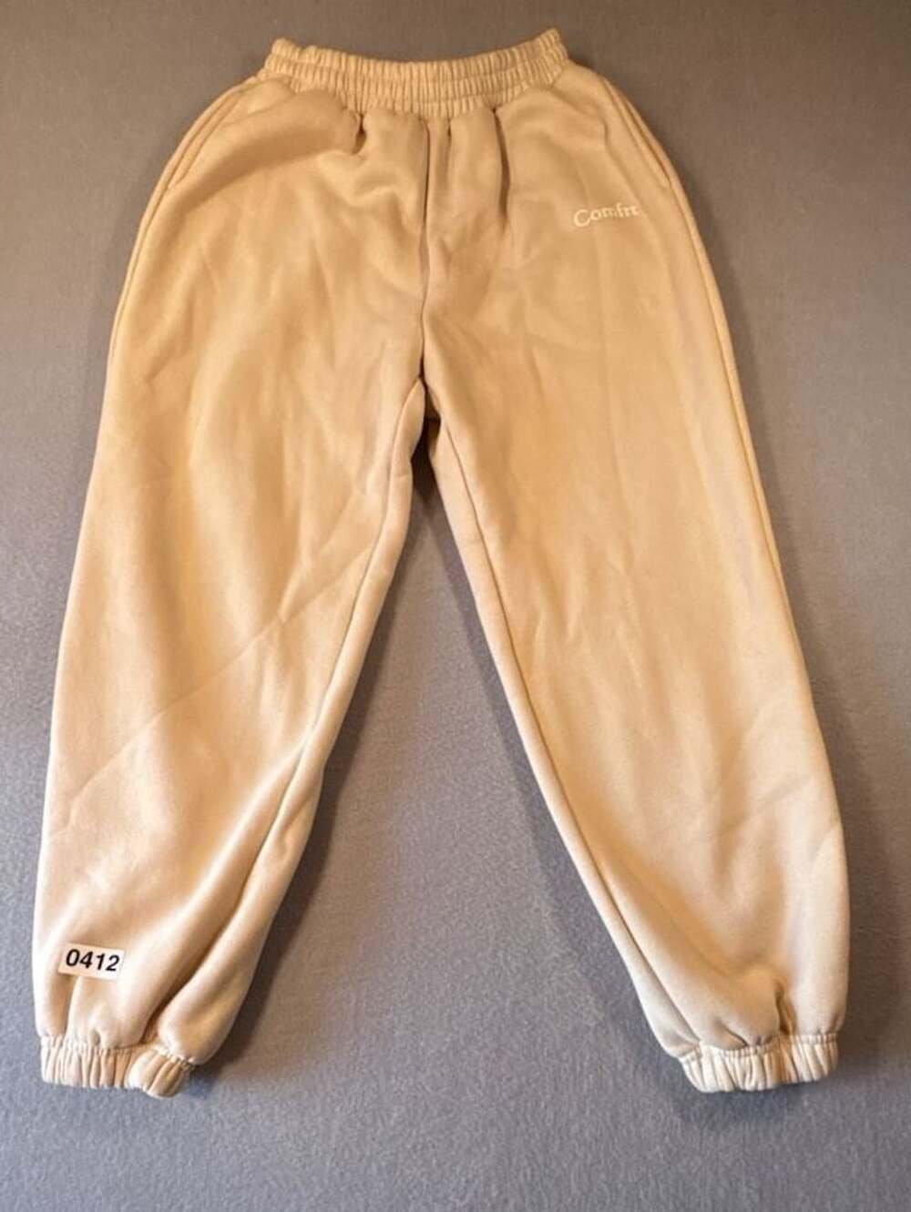 Comfrt Signature Cream Sweatpants Joggers XL